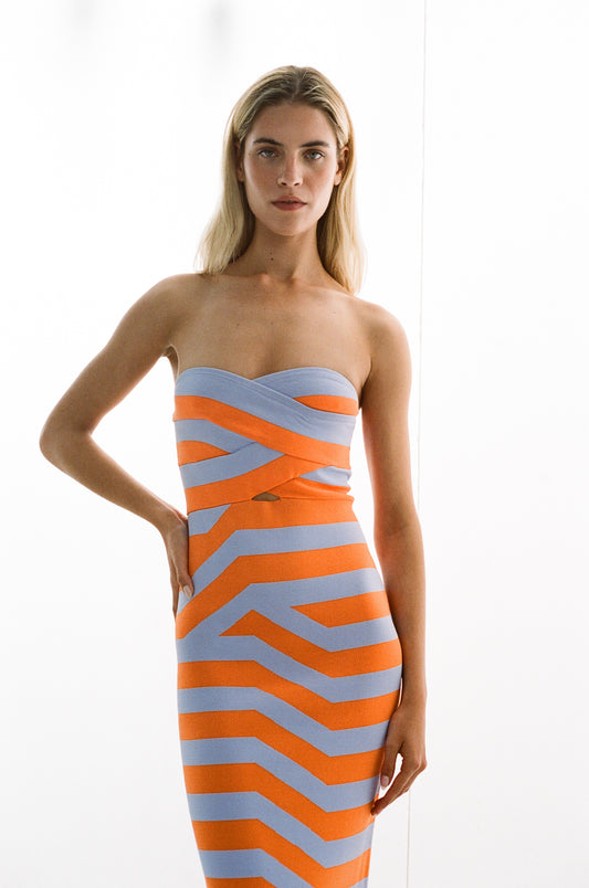 Women’s strapless Maxi Lilac Aude Dress with two-tone knit in Orange and Purple fitted silhouette gold back zip and flared hemline.