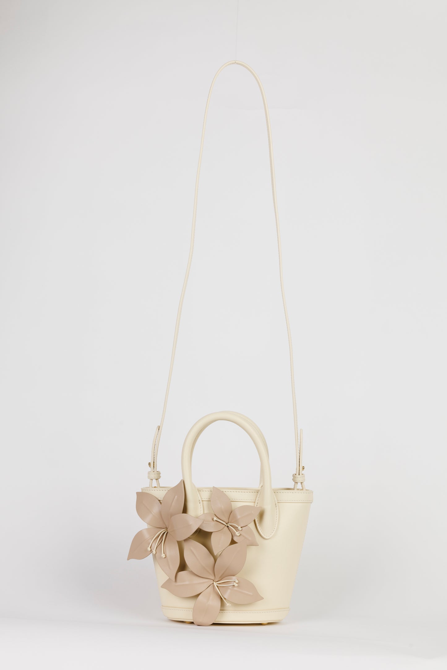 La Monada Flower Bag - Creme